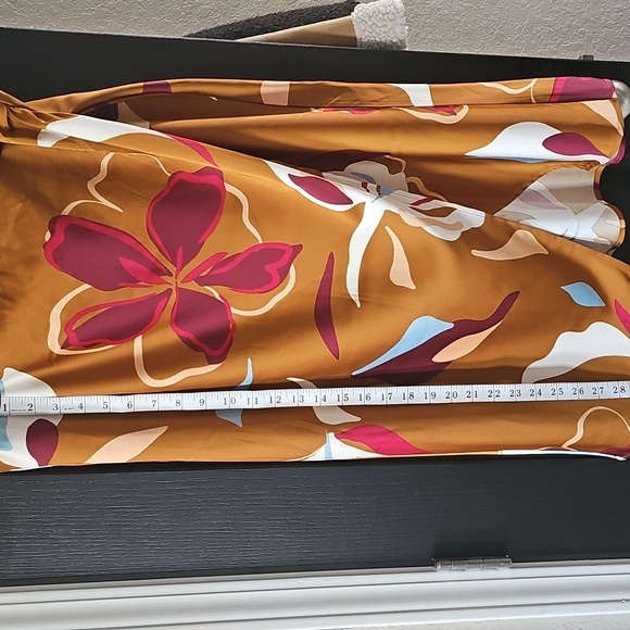 Sigrid Olsen 2 Piece Halter & Skirt Set - Picture 6 of 8